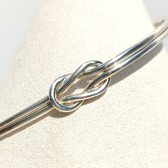 White 925 Sterling Silver Knot Bangle Bracelet – Gift for her - Picture 3 of 6